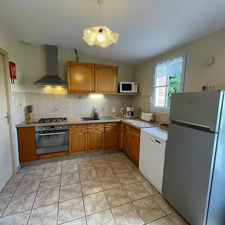 Maison Renovee Avec Piscine Chauffee Et Jardin Clos, Proches Commodites - - Fr-1-426-335 Prázdninový dům *