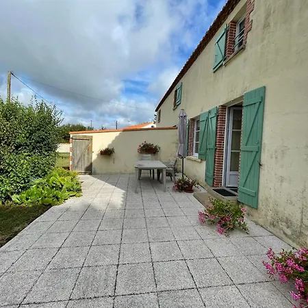 Maison Renovee Avec Piscine Chauffee Et Jardin Clos, Proches Commodites - - Fr-1-426-335 Ferienhaus